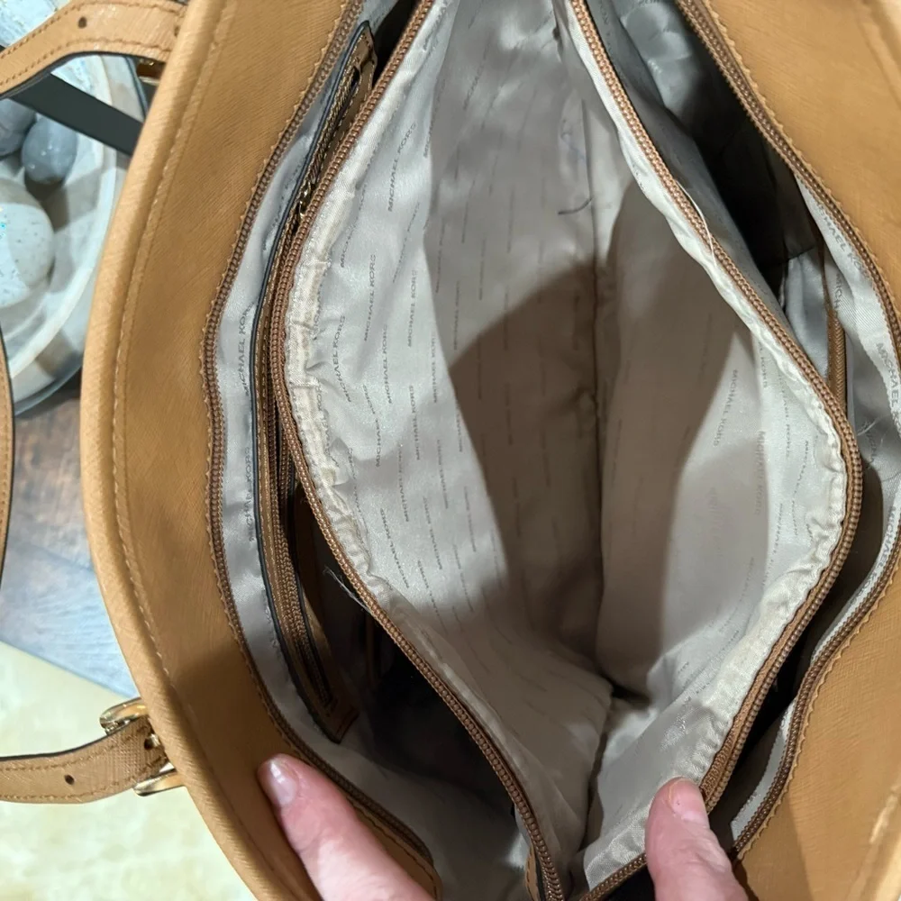 Michael Kors this bag